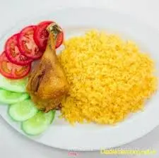 Hình ảnh cơm gà xối mỡ 