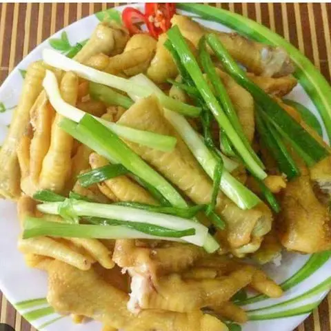 Hình ảnh Chân gà hấp hành