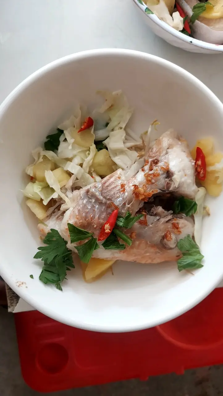 Hình ảnh Canh chua cá diêu hồng