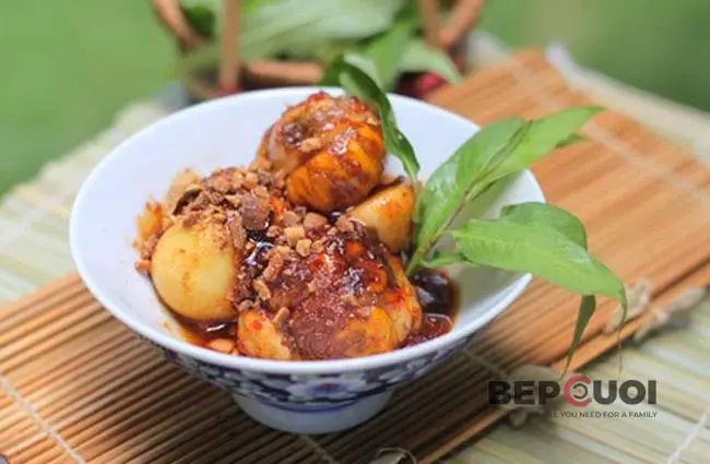 Hình ảnh trứng vịt lộn xào me 