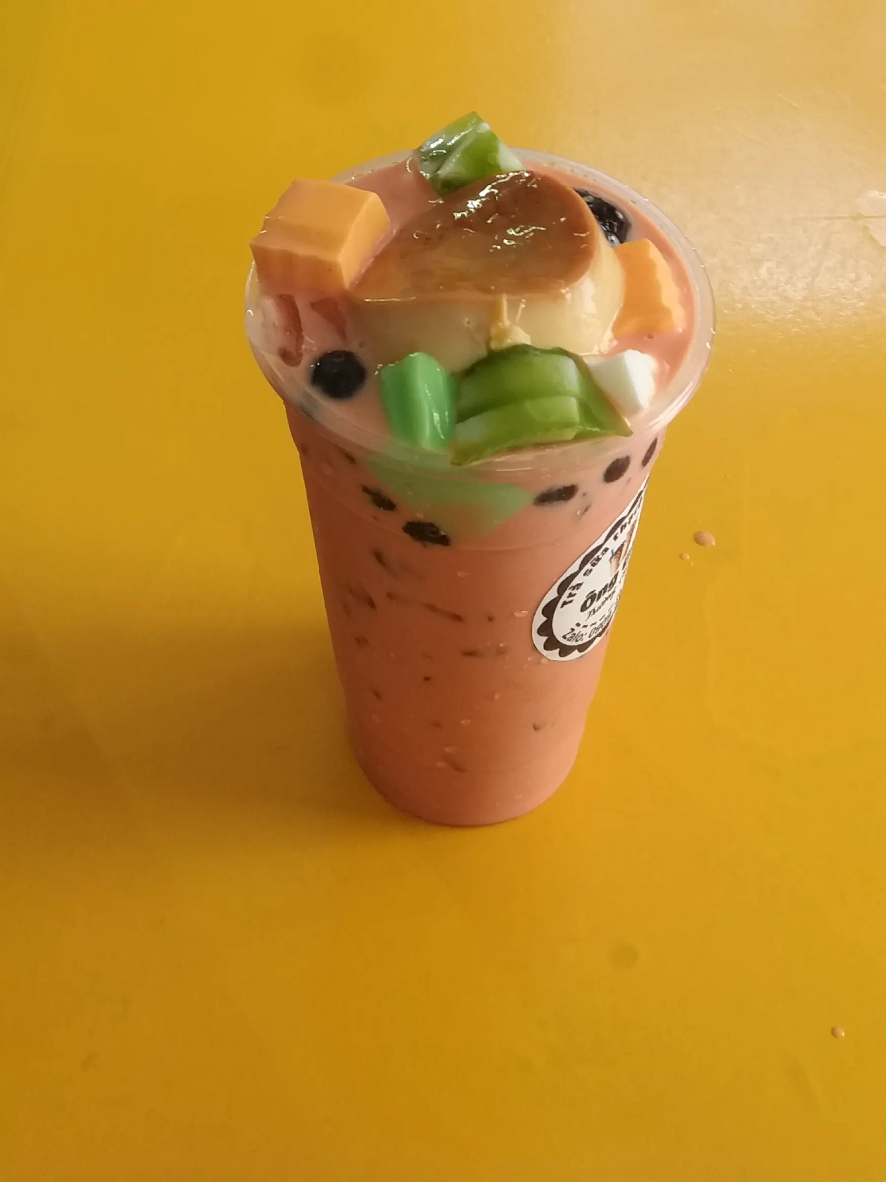 Hình ảnh Trà Sữa Thái Đỏ Thập Cẩm Flan