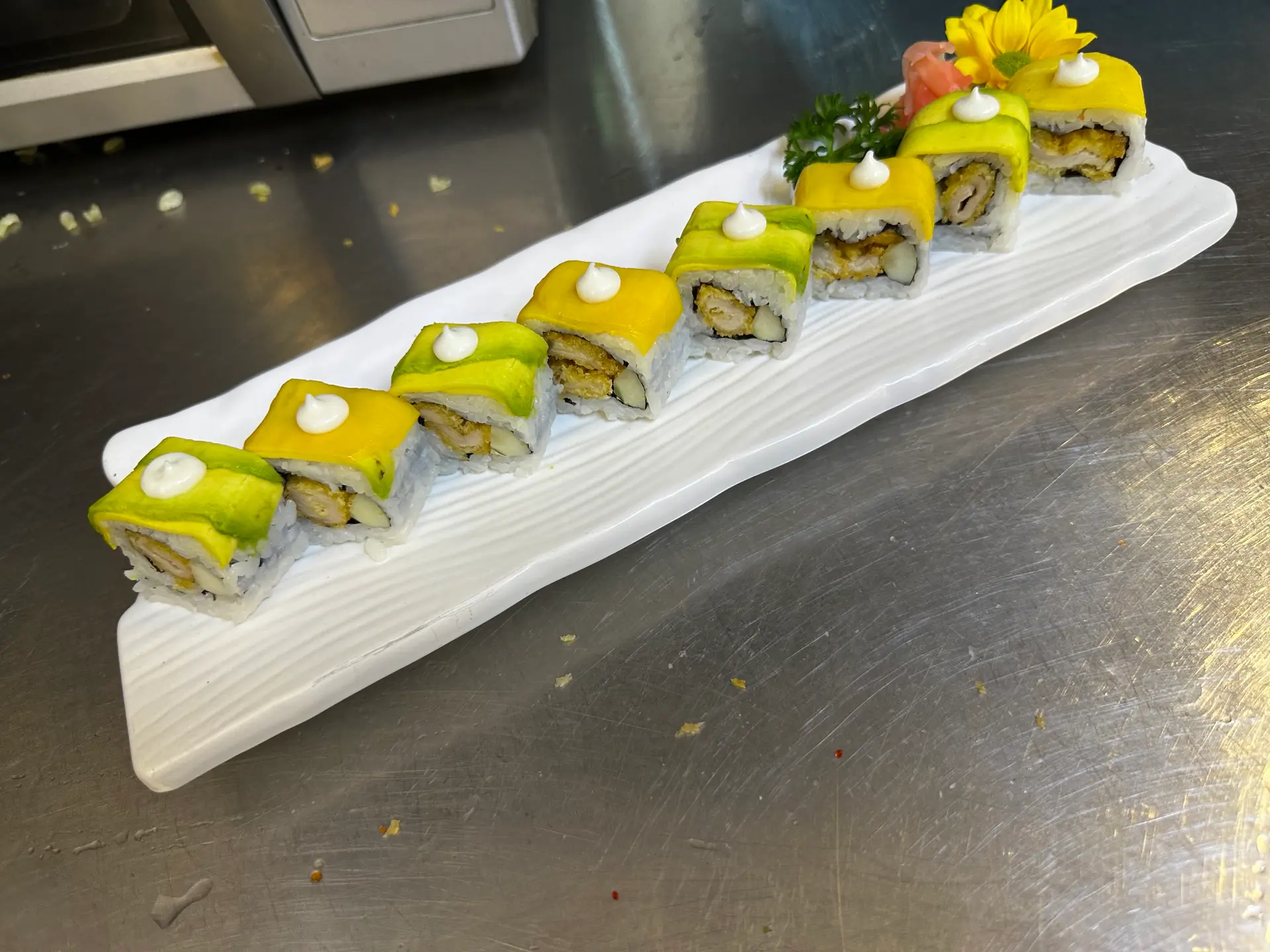 Hình ảnh Yellow green maki - F21