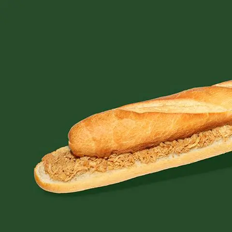 Hình ảnh Bánh mì que gà xé xốt thịt nướng