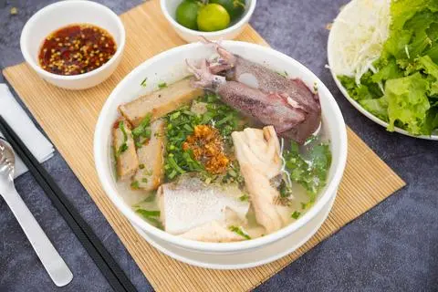 Hình ảnh CHÁO CHẢ + CÁ NHÒNG + MỰC