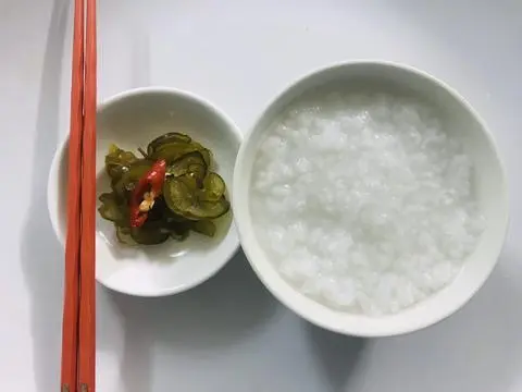 Hình ảnh Cháo trắng - dưa mắm