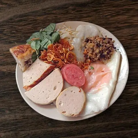 Hình ảnh Bánh cuốn trứng lòng đào