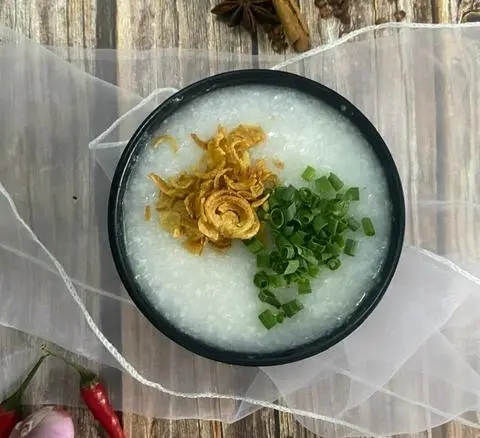 Hình ảnh Cháo thêm (cháo nước hầm xương)