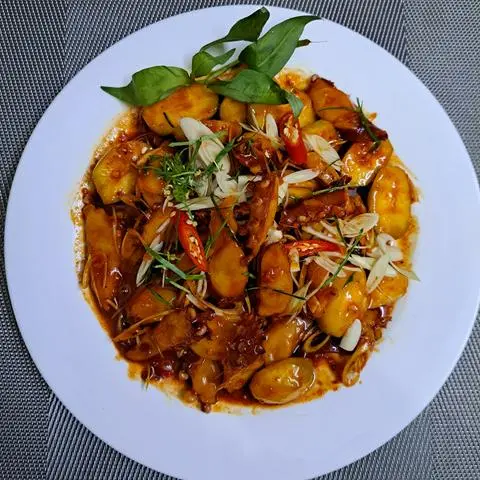 Hình ảnh Mix Râu Tuộc + Trứng Non + Rút Xương Sốt Thái
