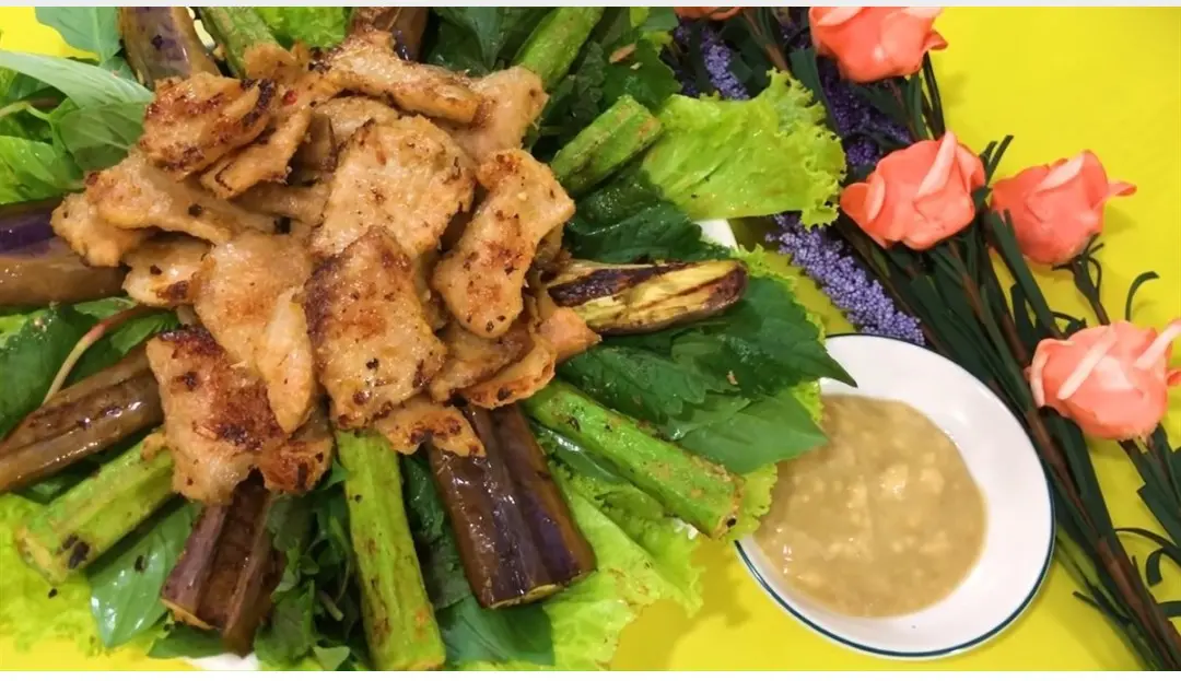 Hình ảnh VÚ HEO NƯỚNG CHAO