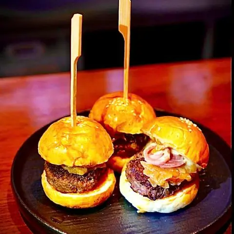 Hình ảnh Burger bò Wagyu - Mini Wagyu burger