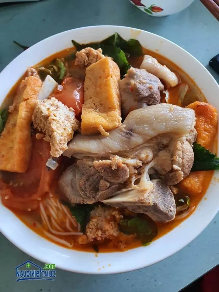 Hình ảnh Bún riêu cua xương