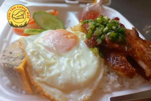 Hình ảnh Cơm tấm sườn chả ốp la cường mập 