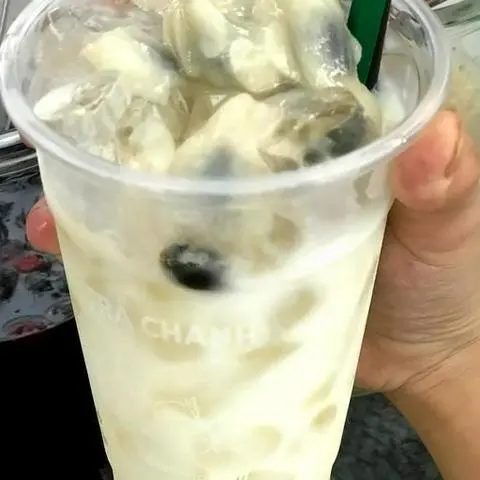 Hình ảnh Sữa chua mãng cầu dầm tươi