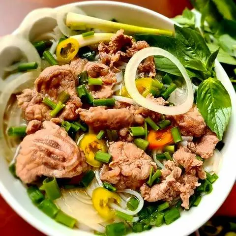 Hình ảnh Phở Tái Bắp Hoa Đặc Biệt