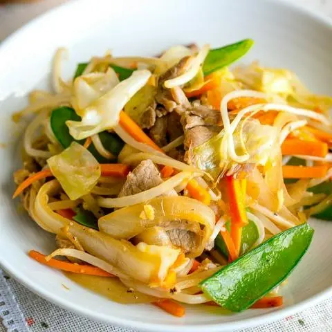 Hình ảnh 1》Buta Yasai Itame (Thịt Heo Xào Với Rau Thập Cẩm)