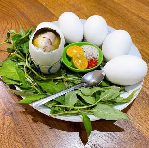 Hình ảnh Combo: 6 Trứng lộn luộc ốp mề ngon 