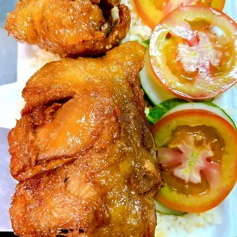 Hình ảnh Cơm chiên ức gà sốt me trung+ canh