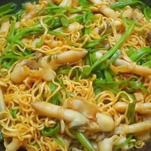 Hình ảnh MÓNG TAY XÀO MỲ RAU MUỐNG