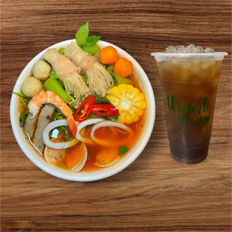 Hình ảnh COMBO 1 Bún Thái Cay Siêu Topping + 1 Hồng Trà Trân Châu