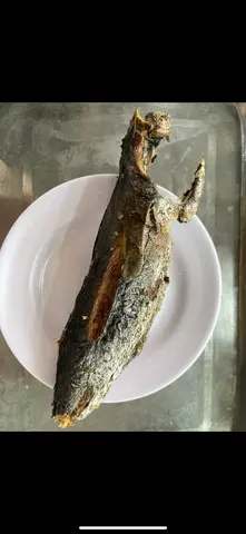 Hình ảnh  Cơm cá chiên ( tuỳ loại cá mỗi ngày )