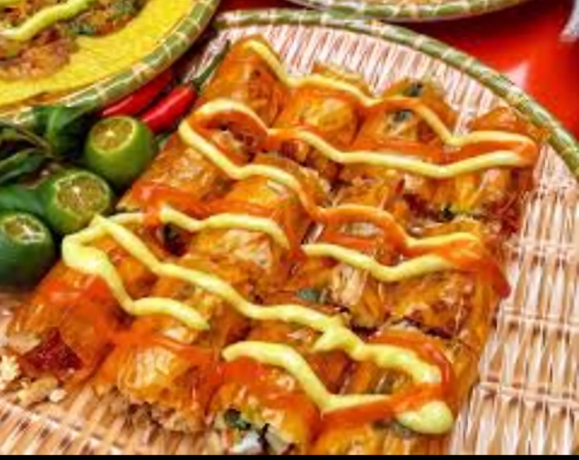 Hình ảnh Bánh tráng cuộn đặc biệt