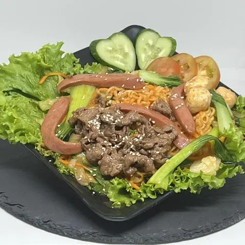 Hình ảnh mì xào bò