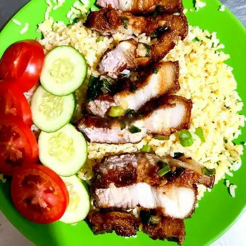 Hình ảnh Cơm chiên ba rọi nhúng mắm+ canh +canh
