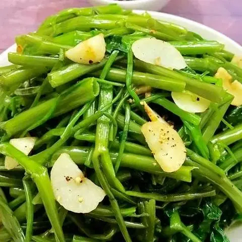 Hình ảnh rau muống xào tỏi