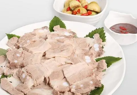 Hình ảnh Thịt ba chỉ luộc cà pháo 