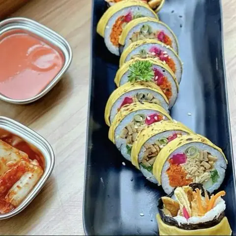 Hình ảnh Gimbap Cheese cháy