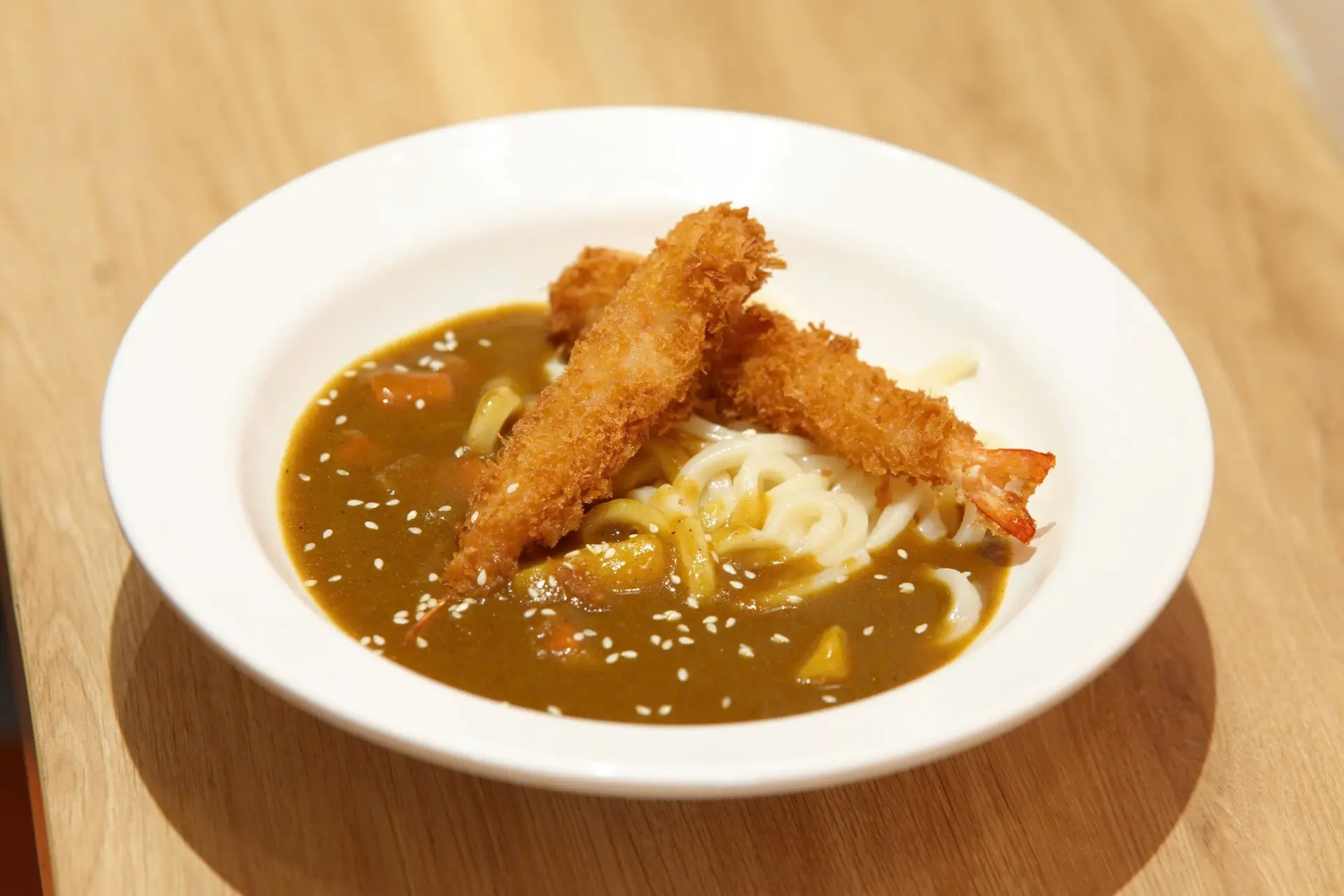 Hình ảnh Mì udon cà ri - tôm chiên tempura