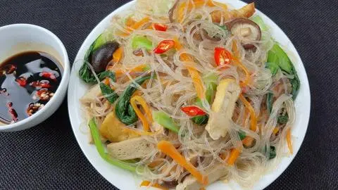 Hình ảnh MIẾN XÀO ĐẶC BIỆT ( THÊM 2 HOÀNH THÁNH CHIÊN )