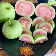Hình ảnh Ổi Ruby giòn ngọt >400gr
