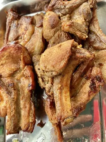 Hình ảnh Cơm sườn cọng chiên