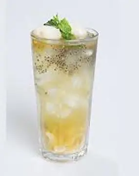 Hình ảnh Trà ô long vải hạt chia
