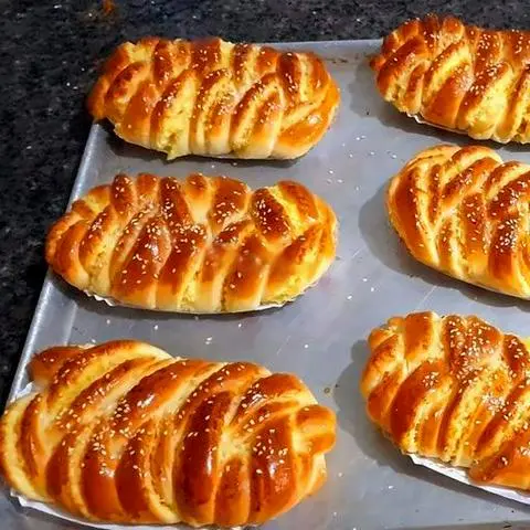 Hình ảnh Bánh mỳ phomai sầu riêng