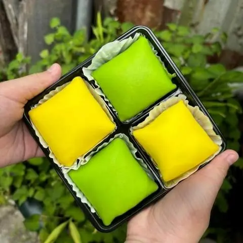 Hình ảnh CREPE SẦU RIÊNG HỘP 4 CÁI