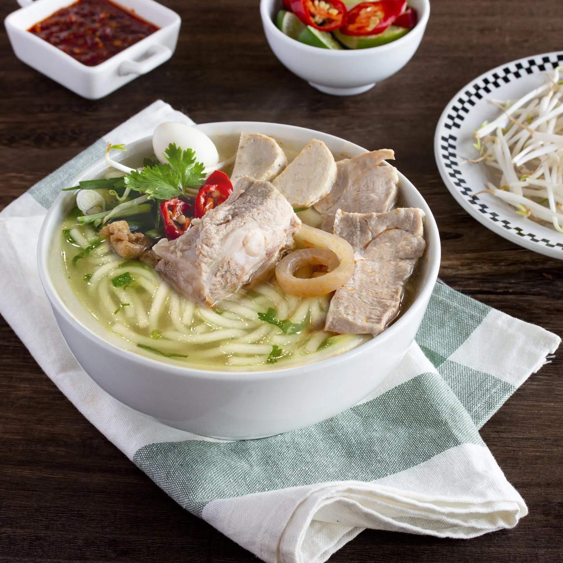 Hình ảnh Bánh canh thập cẩm sườn sụn