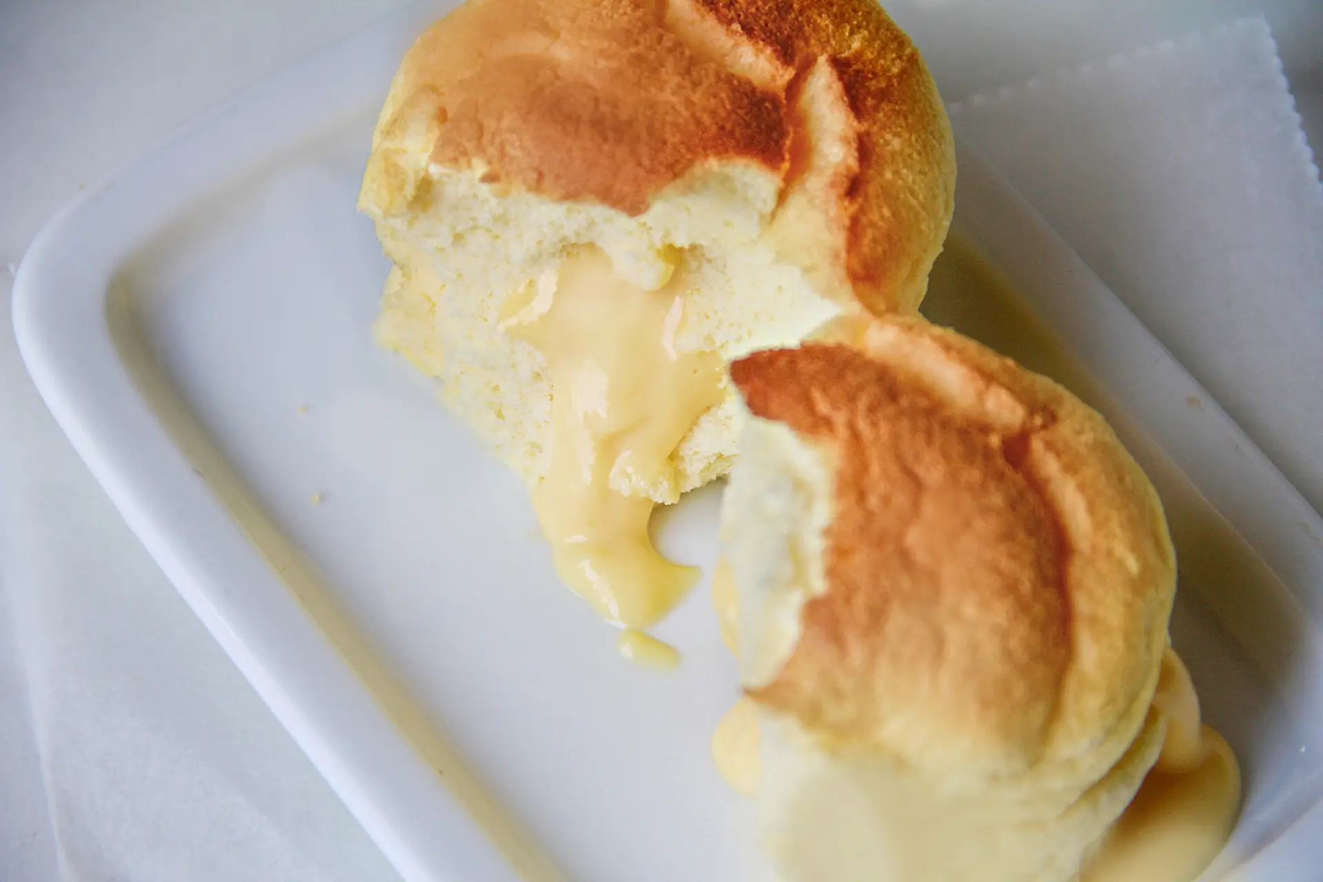 Hình ảnh Castella nhân kem trứng gà