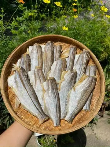 Hình ảnh Khô Cá Dứa Baby Nguyên Con 1kg