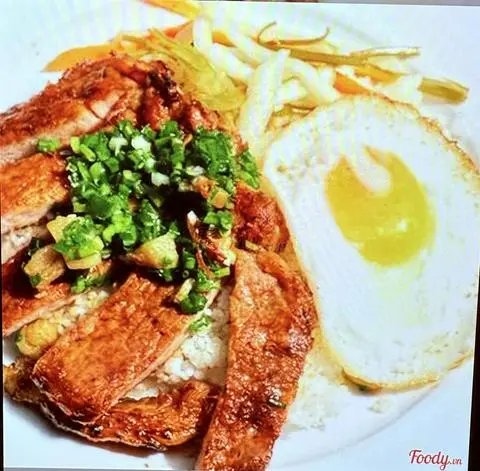 Hình ảnh Cơm tấm sườn trứng