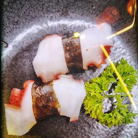 Hình ảnh Sushi bạch tuộc