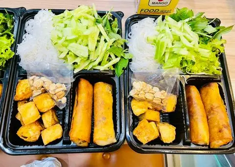 Hình ảnh Bún chả giò chay