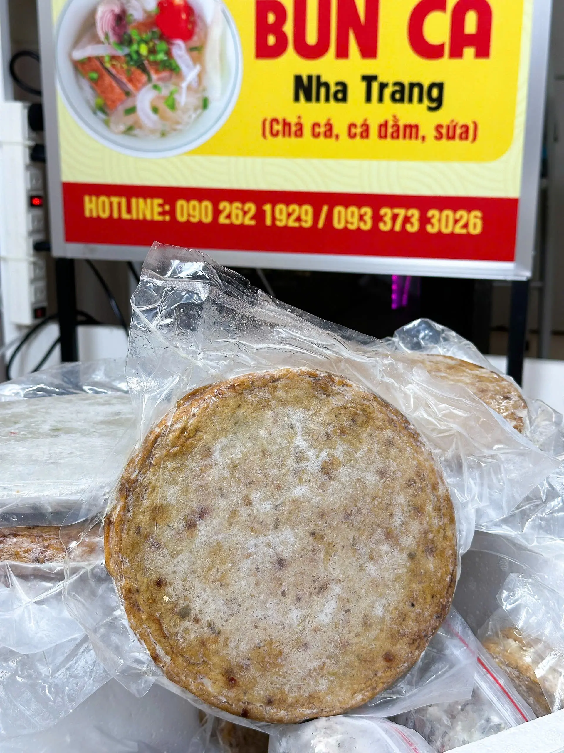 Hình ảnh Chả cá chiên 1 miếng nửa kg