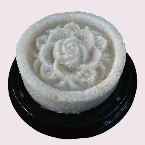 Hình ảnh Xôi trắng in bông hoa dĩa 500gram
