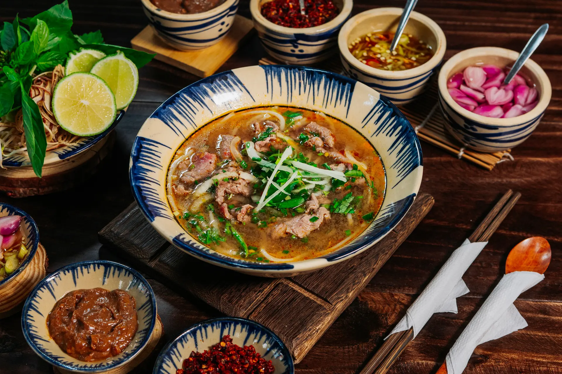 Hình ảnh Bún Bò Tái