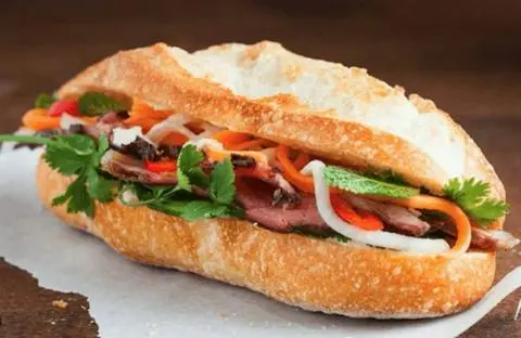 Hình ảnh Bánh Mì Đầy đủ 