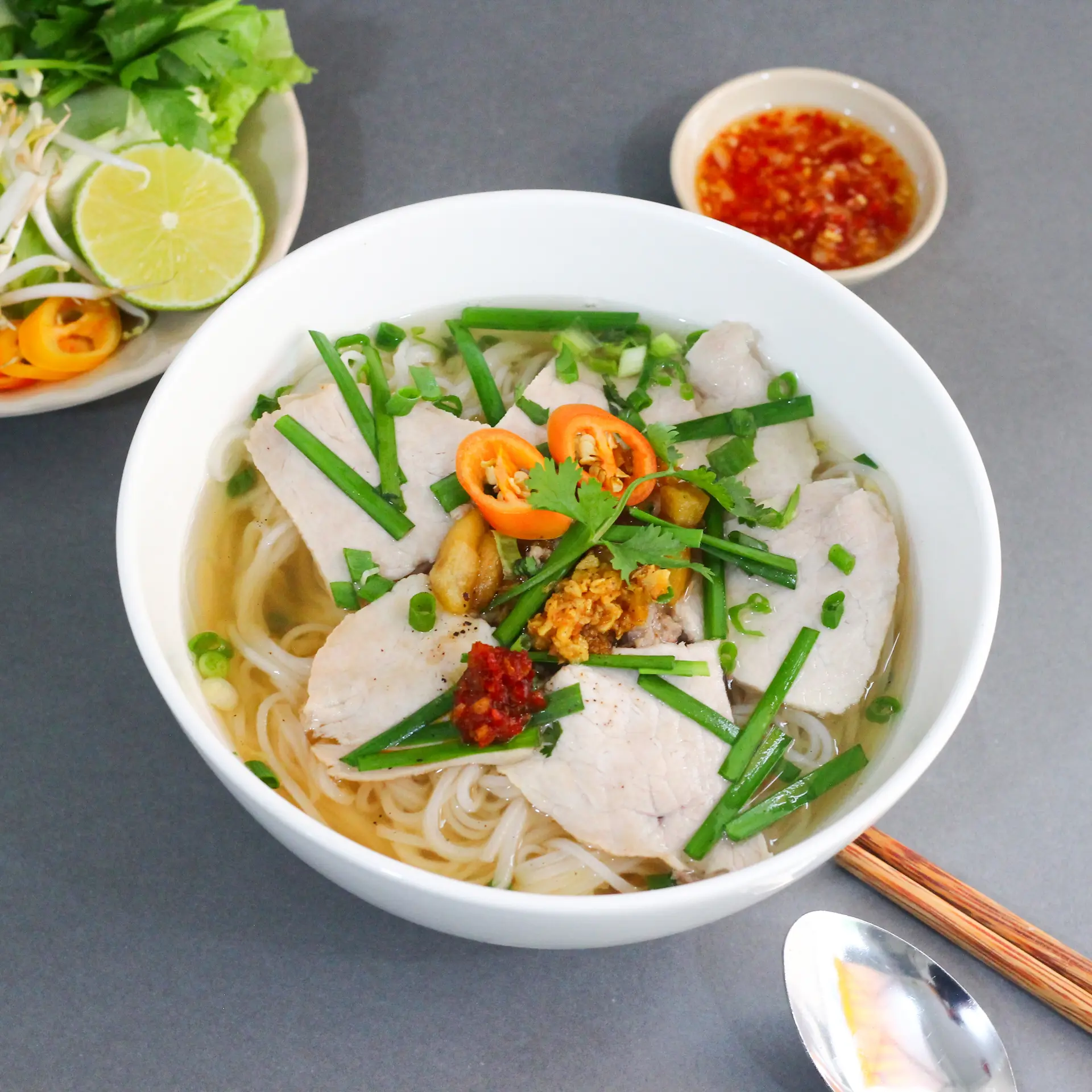 Hình ảnh Hủ tiếu thịt nạc