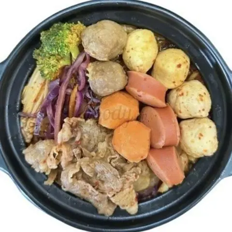 Hình ảnh Mì Cay Ba Chỉ Bò + Xúc Xích + Cá Viên (4v) + Bò Viên (2v) + Tôm Viên (2v)
