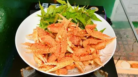 Hình ảnh Càng ghẹ rang muối